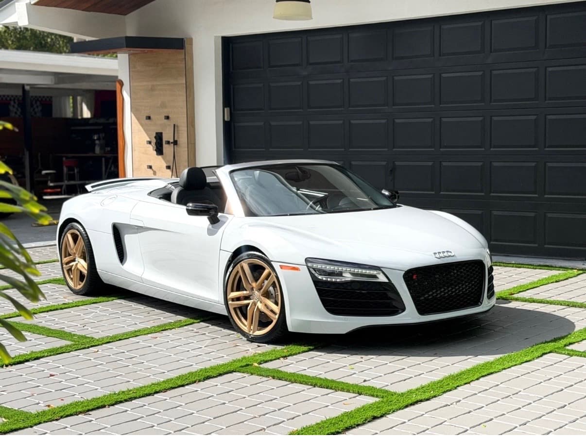 Audi R8 Spyder