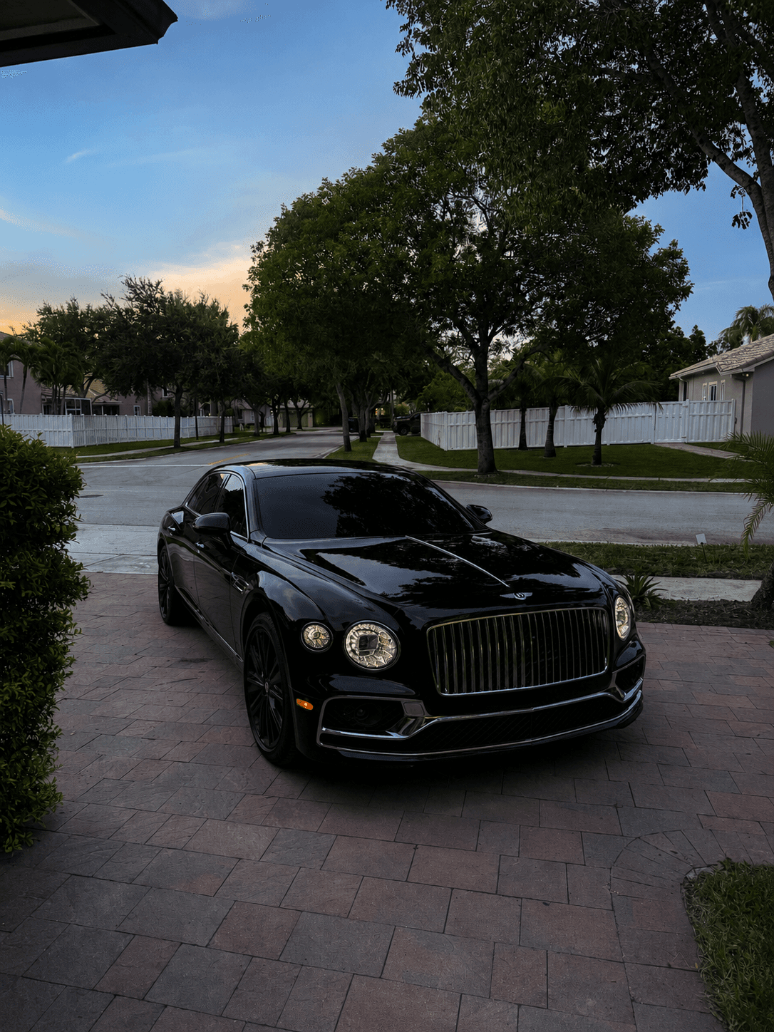 2025 Bentley Flying Spur
