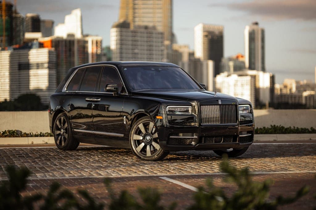 2024 Rolls-Royce Cullinan (Black / Orange)